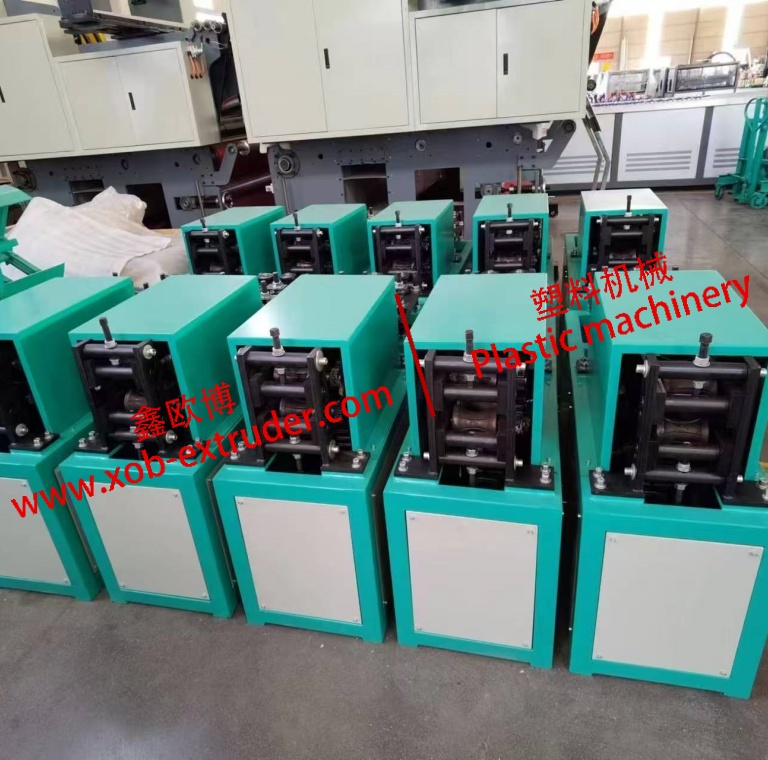 Станок для производства металлических плоских труб для предварительного напряжения